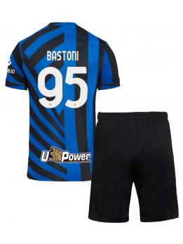 Billige Inter Milan Alessandro Bastoni #95 Hjemmedraktsett Barn 2024-25 Kortermet (+ Korte bukser)